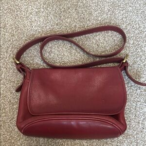 Elegant Red Leather Shoulder Bag